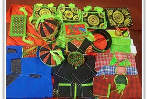 Trang phục thổ cẩm dân tộc Nùng Phàn Slình